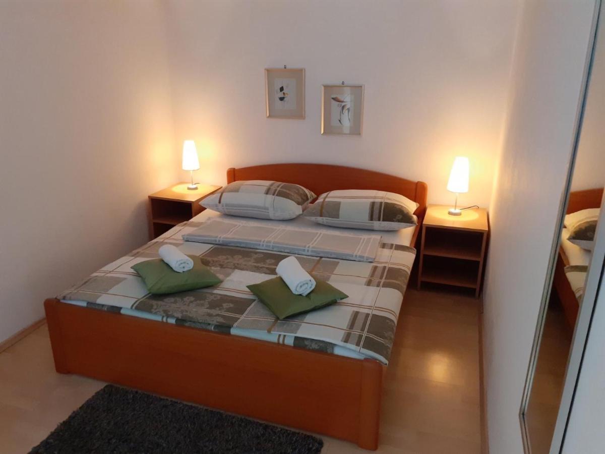 One-Bedroom Suite,1054878244:JPEG