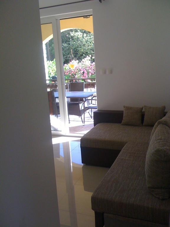 Two-Bedroom Apartment with Terrace,107060394:JPEG