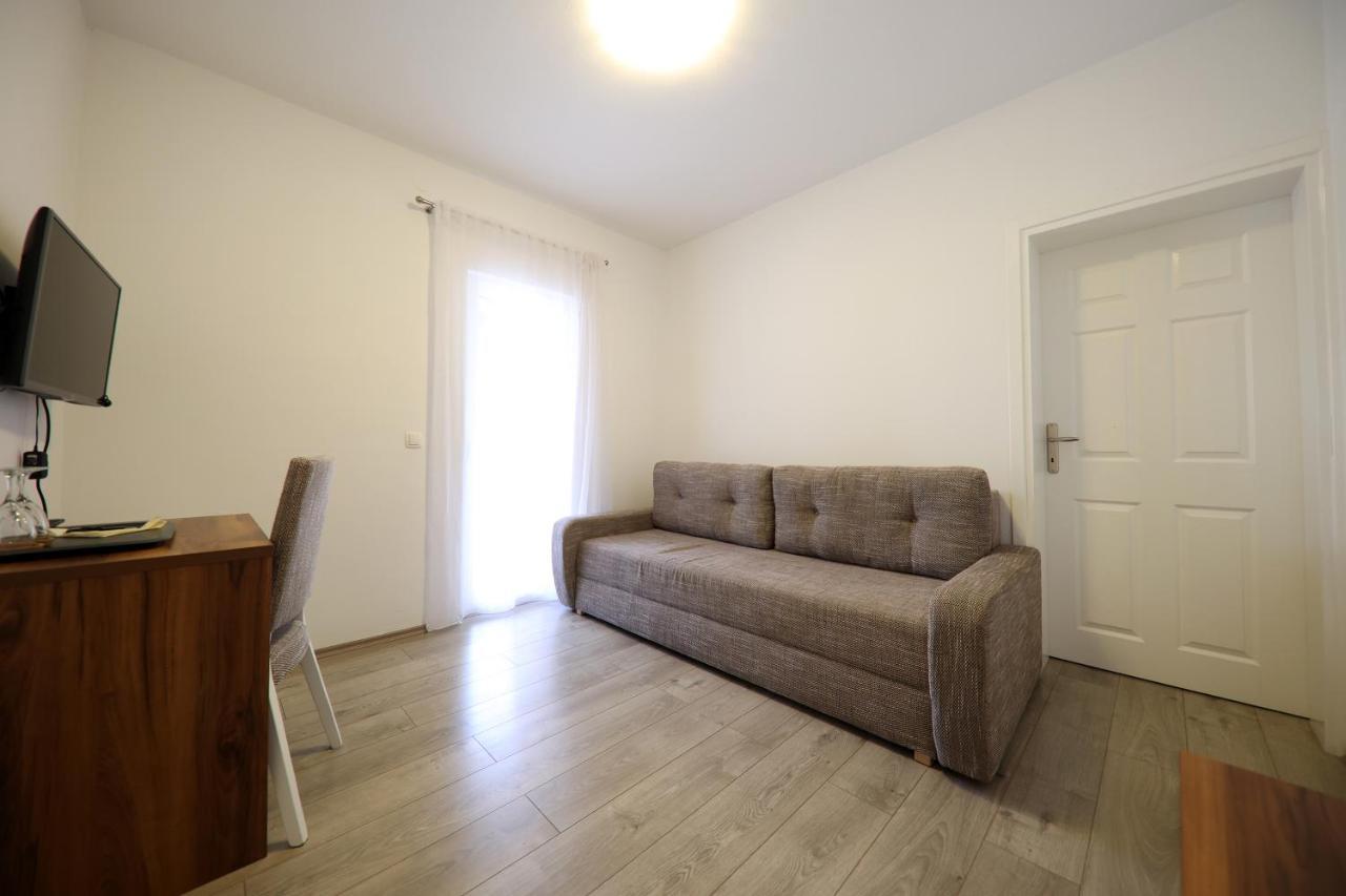 Suite Terrace,1122702795:JPEG