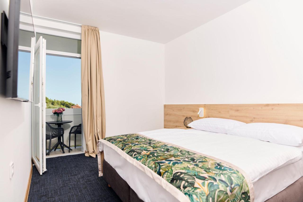 Double or Twin Room Sea View Balcony,1254561151:JPEG