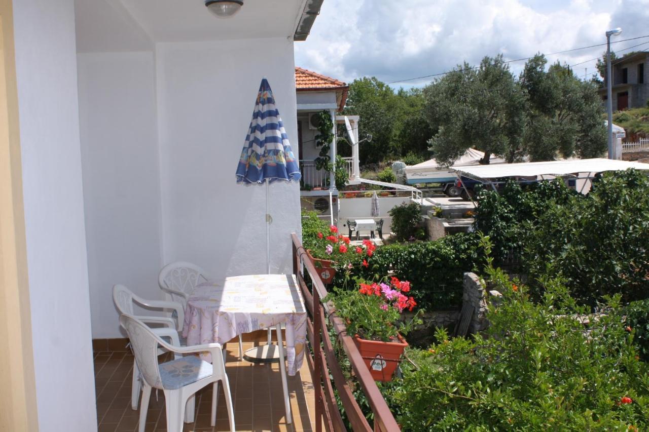 Studio mit Balkon