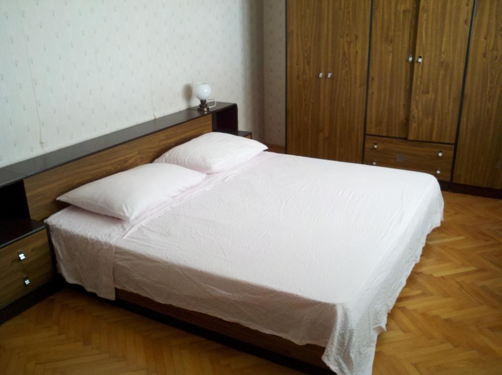 Three-Bedroom Apartment,1774515289:JPEG