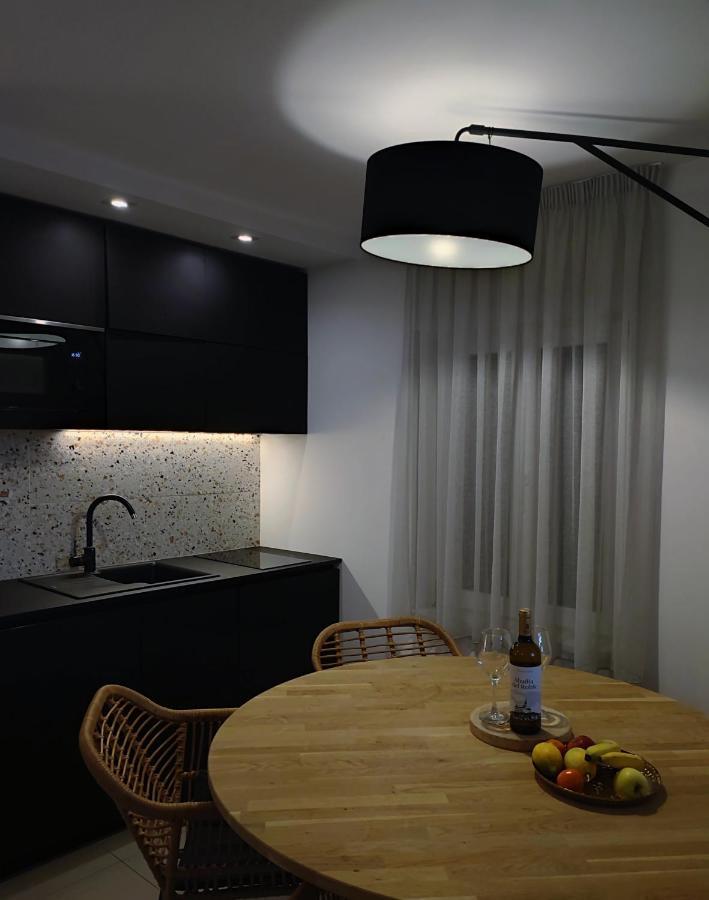 Deluxe Apartment,1349235800:JPEG