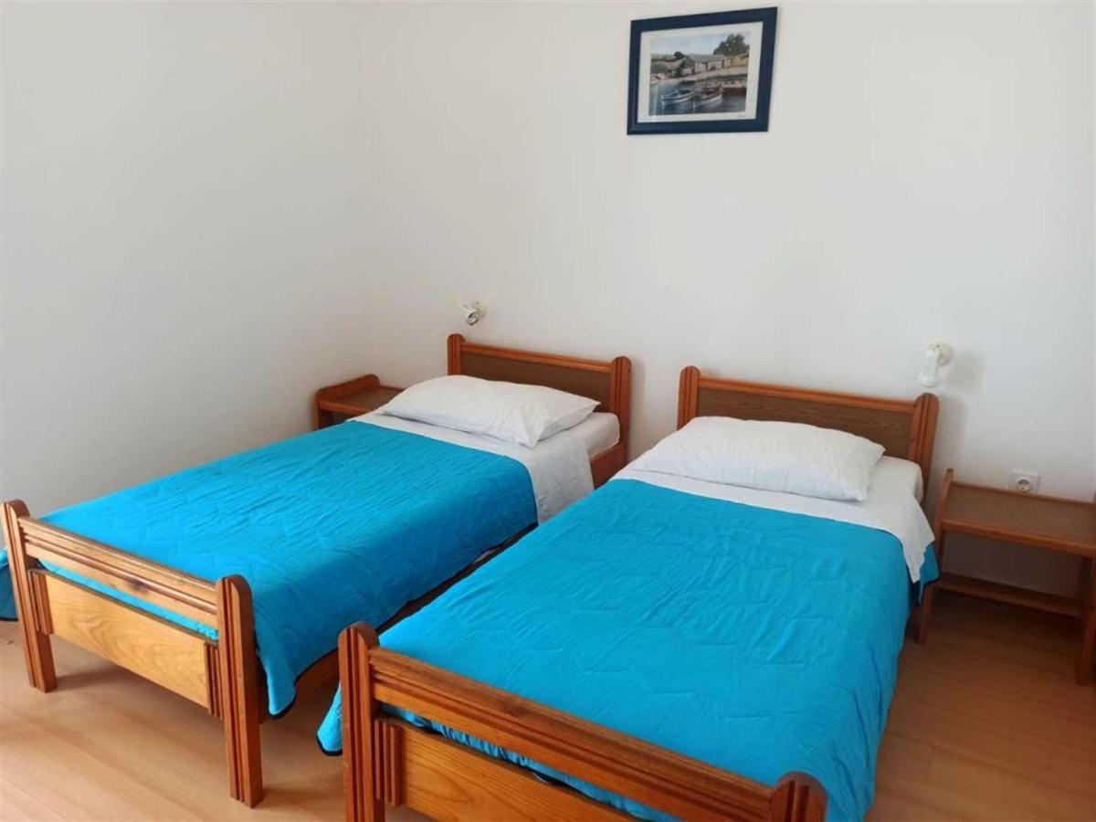 Two-Bedroom Apartment,1359282728:JPEG