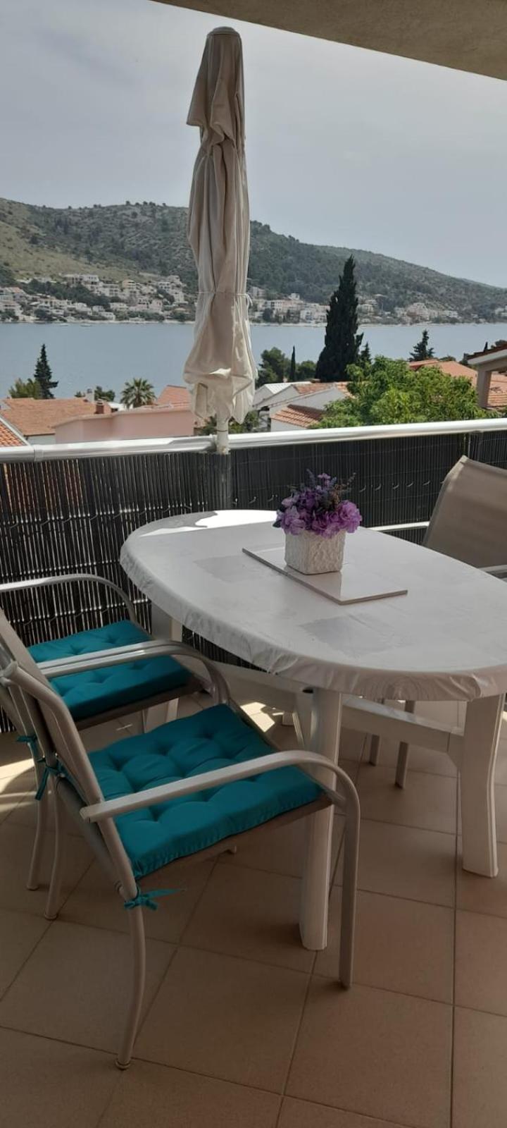 Apartment mit Meerblick