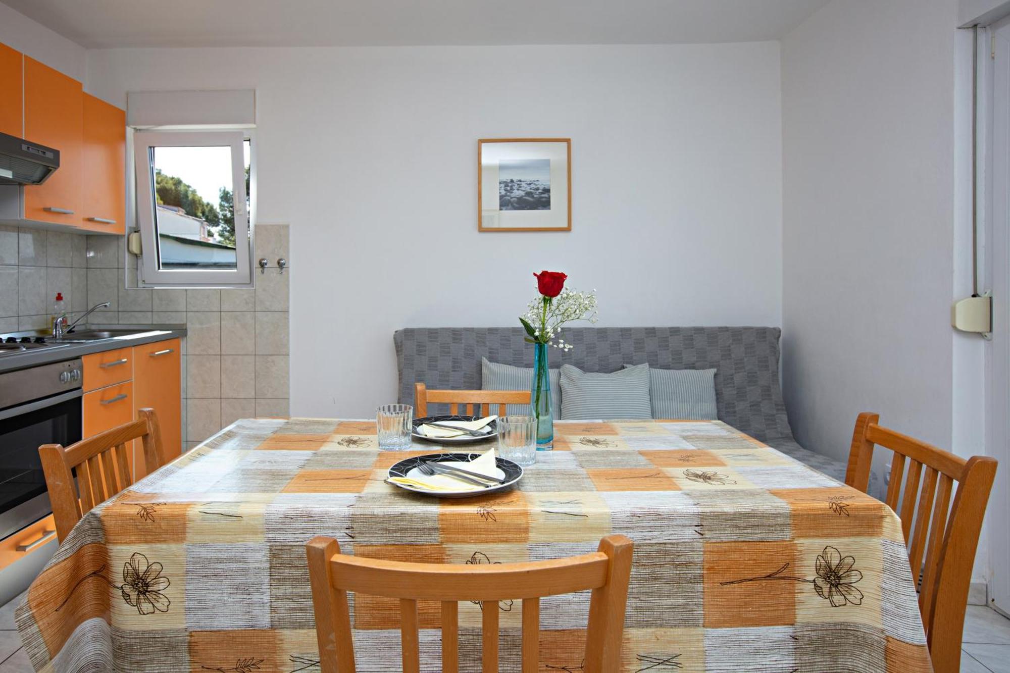 Apartment mit 1 Schlafzimmer, Balkon und Meerblick