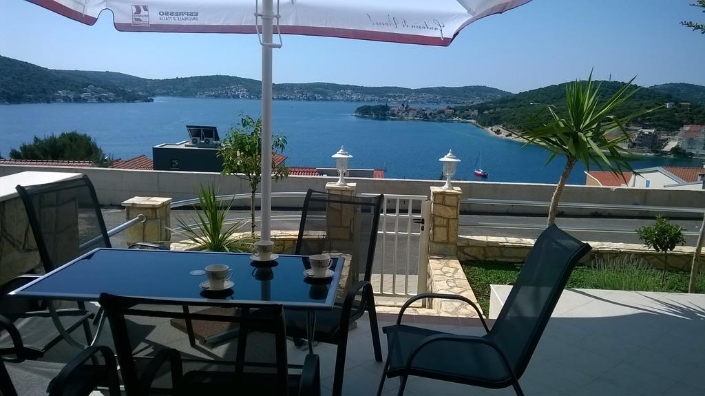 Apartment mit Meerblick