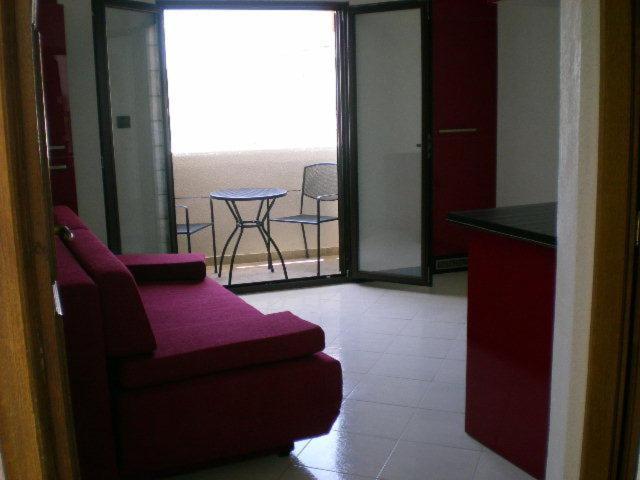 Studio with Sea View,79646592:JPEG