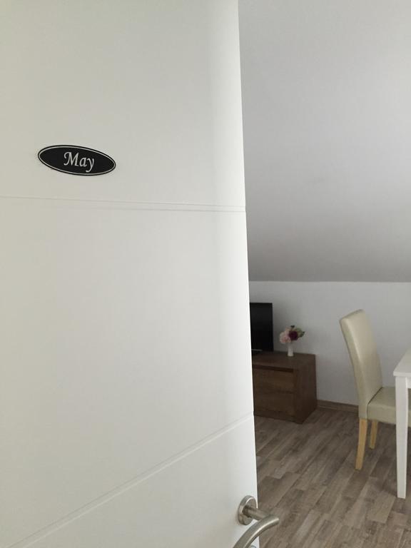 Studio with Sea View,324100372:JPEG