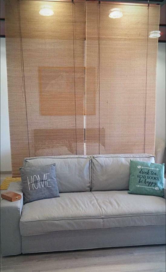 Studio Apartment,883484173:JPEG