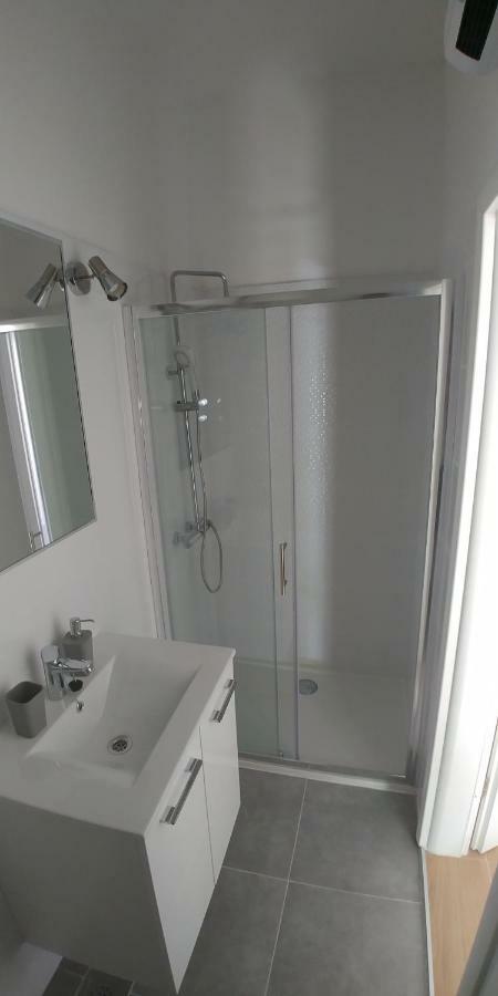 Apartment with Terrace,851722097:JPEG