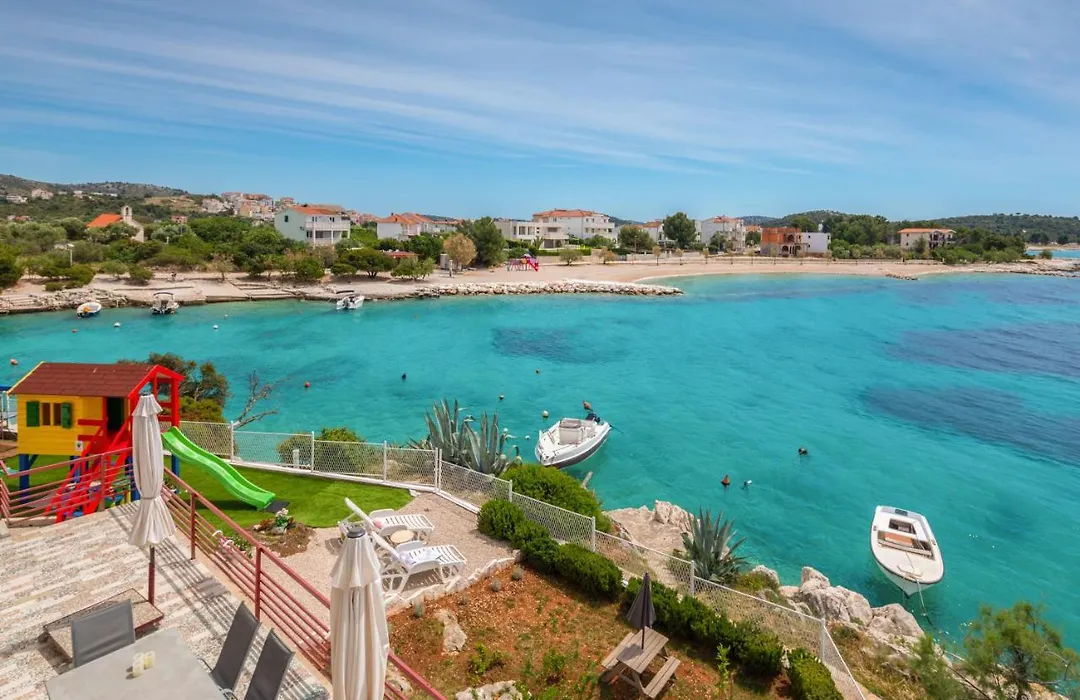 Apartments Villa Zrinka - Last Season Ever!-1