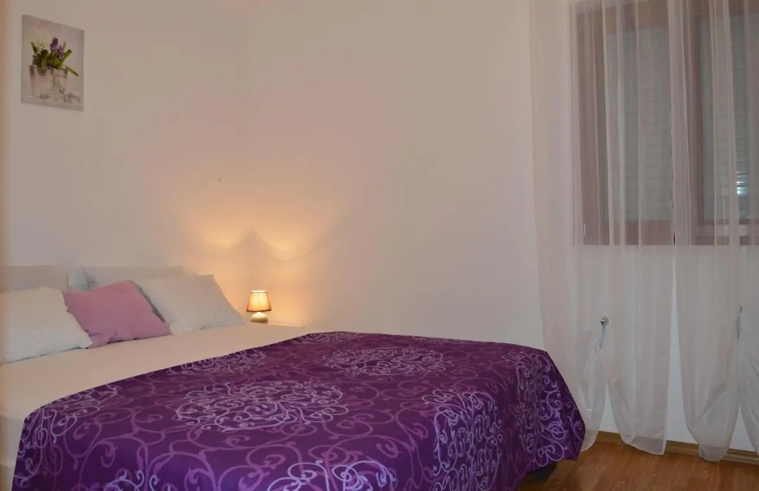 Apartments Vilim Tisno-1