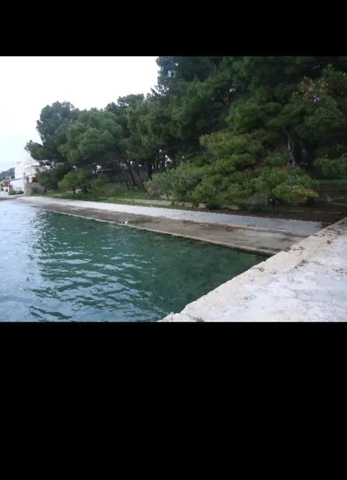 Apartment Josip With Beautiful Sea View-1