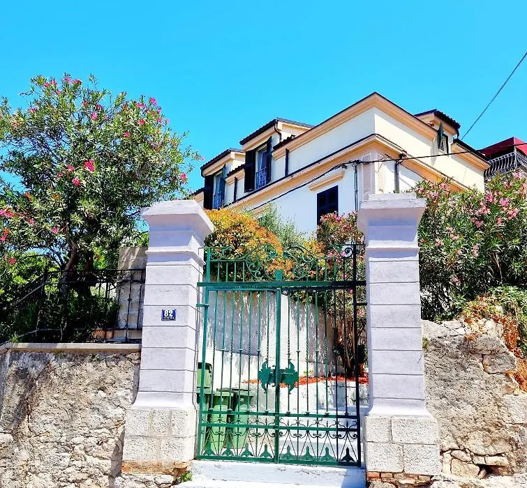 Casa Alisa-1