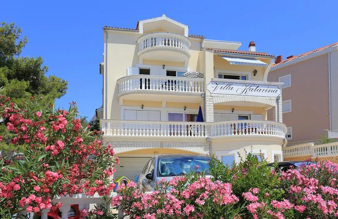 Apartment Brodarica 15270C-1