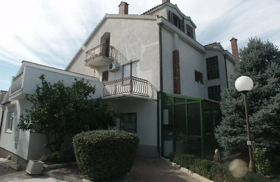 Apartments By The Sea Brodarica, Sibenik - 479-1