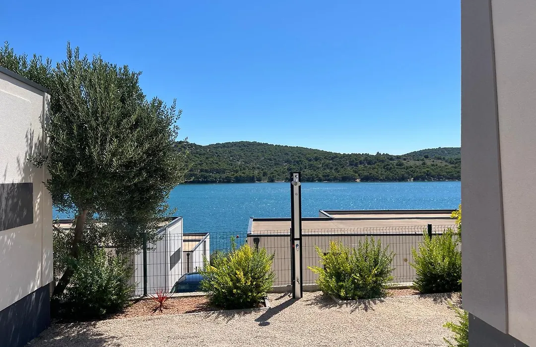 Bella Homes Camping-1