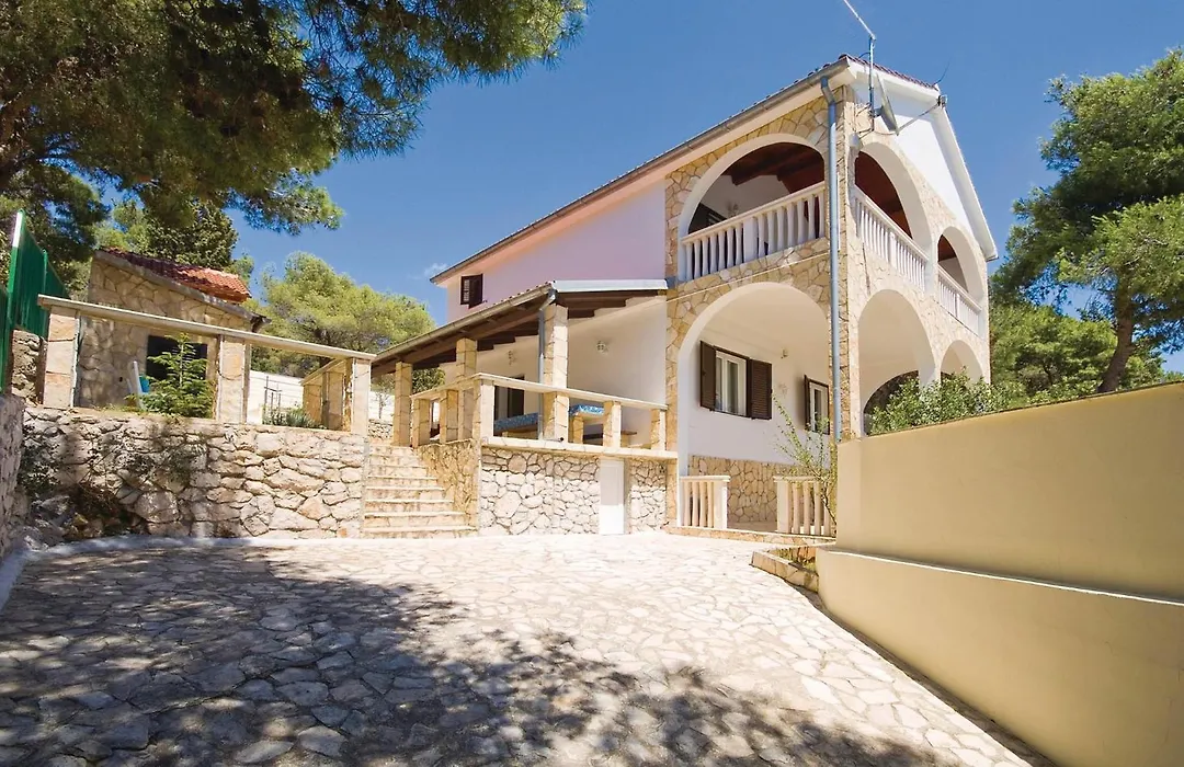 Beautiful Home In Tisno-1