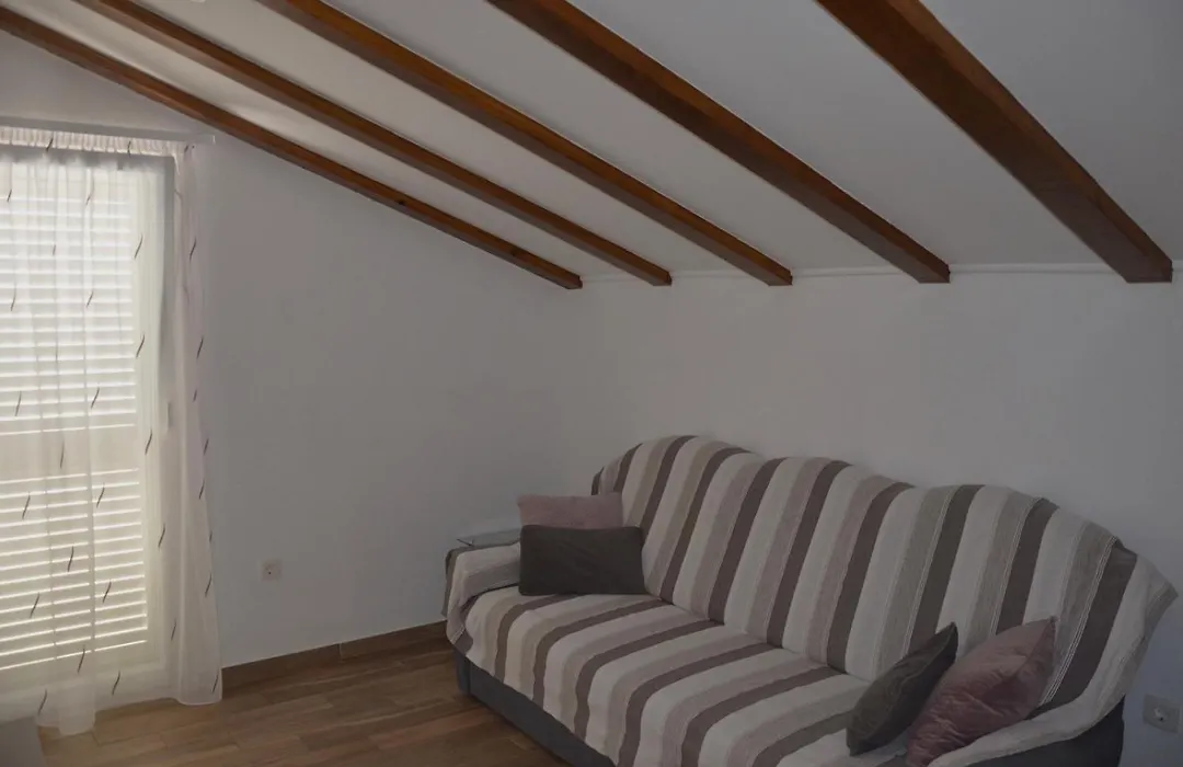 Apartment Drazan-1