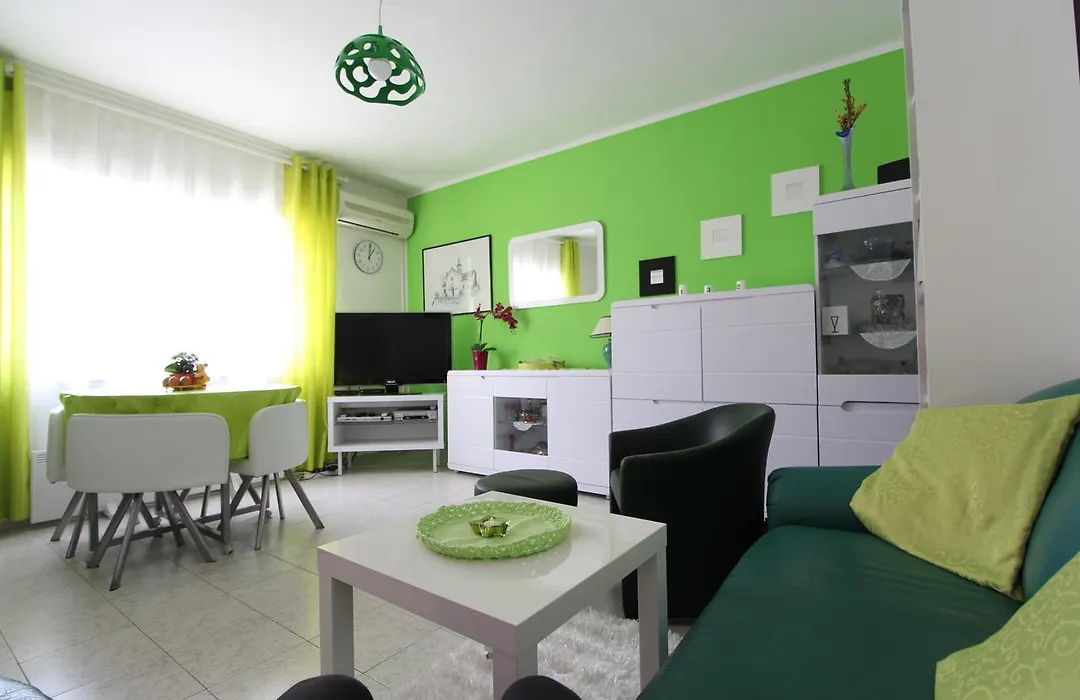 Apartman Garden Vodice-1