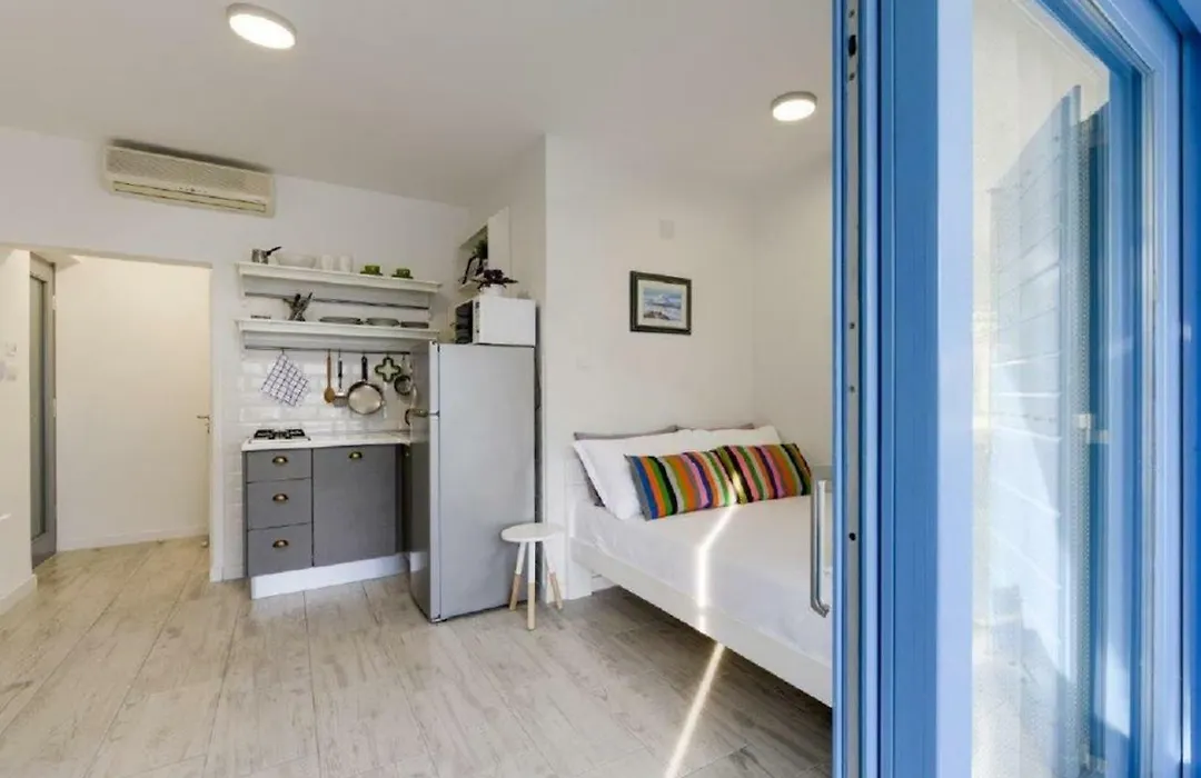 Apartments Villa Pina-1