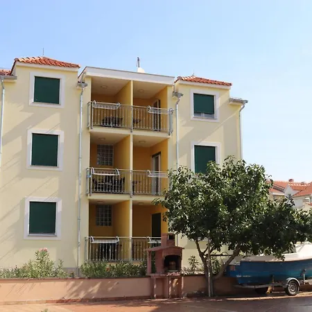 Apartments Marina-2