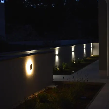 Villa M Tisno-2