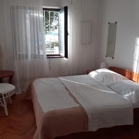 Tisno Sea View Apartment-3