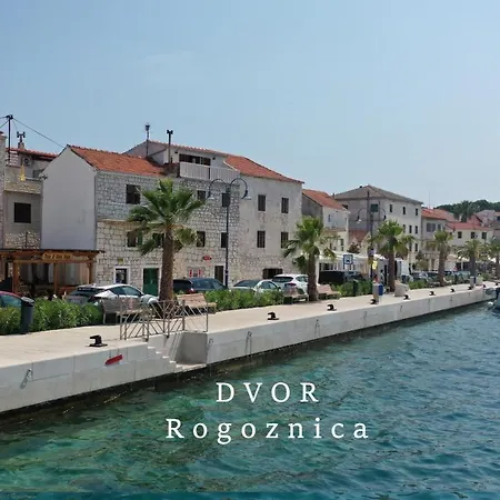 Apartments Dvor-3