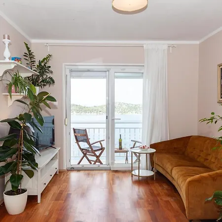 Apartment Best Sea View - In Old Town-3