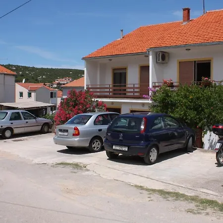 Apartments By The Sea Tisno, Murter - 5091-3