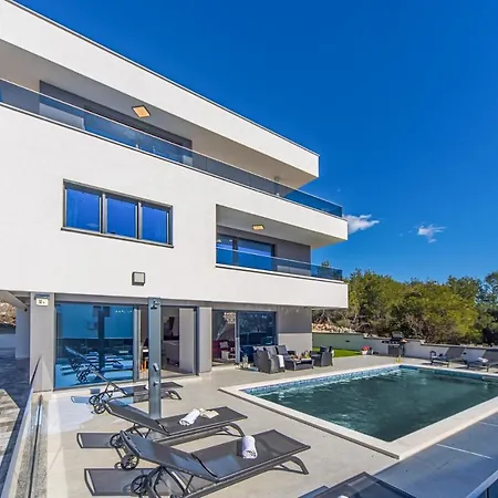 Villa Pure Lux-2