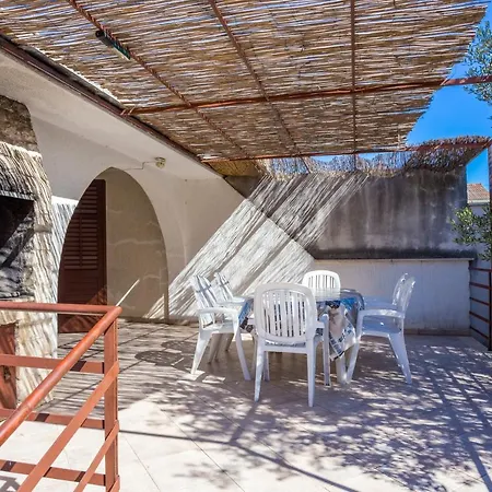 Apartments By The Sea Rogoznica - 7556-2