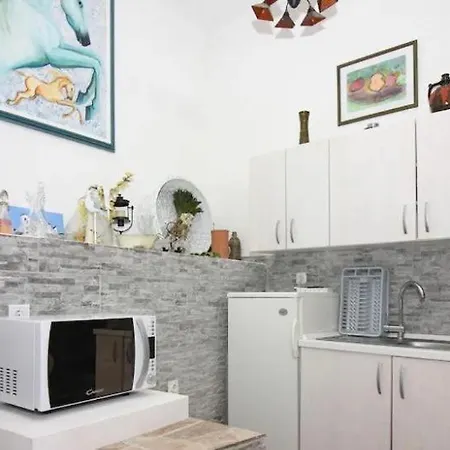 Marina Apartmani Tisno Murter-2