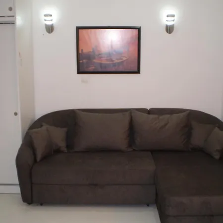 Apartments Tare, Electric Car Refill-3