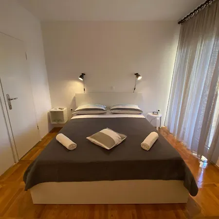 Studio Apartment And Rooms Adria-3