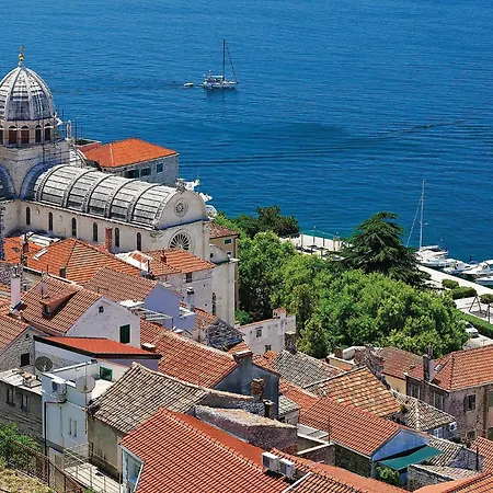 Two-Bedroom Apartment In Sibenik-2