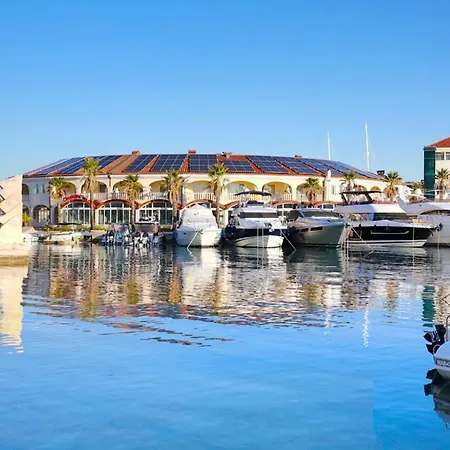 Marina Frapa Resort Rogoznica-2