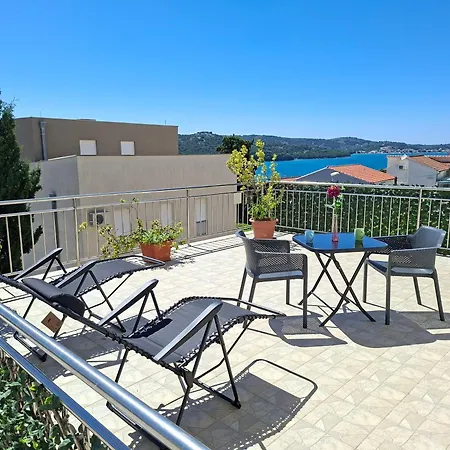 Apartments Rada-3