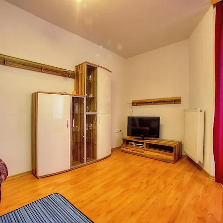 Apartments Peran-2