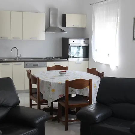 Mikulandra Apartment-3