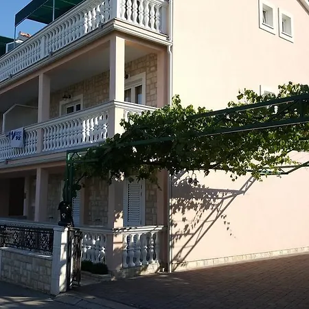 Guest House As-3
