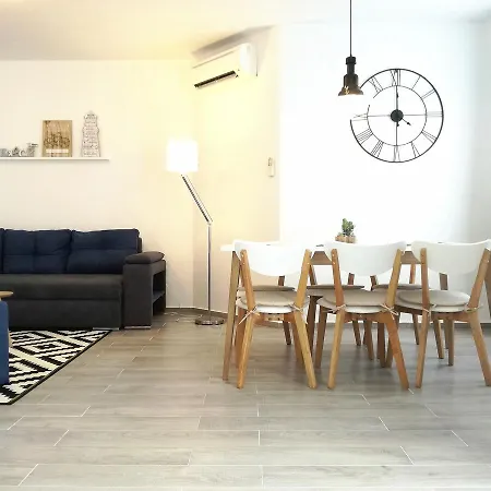 Quiet Family Apartments 30M From Beach Rogoznica Maiv Residence Zatoglav-2
