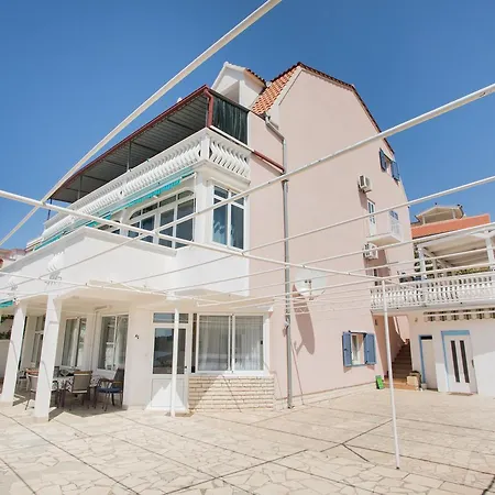 Hana Home - Apartments Tisno-2