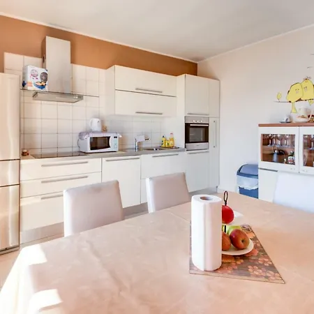 Lara Apartment-2
