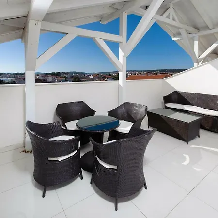 Panorama Lux Apartment-2