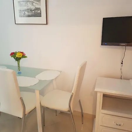 Apartmani Anita, Stupin Celine-3