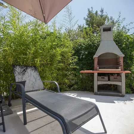 Luxury Apartment With Private Heated Pool-3