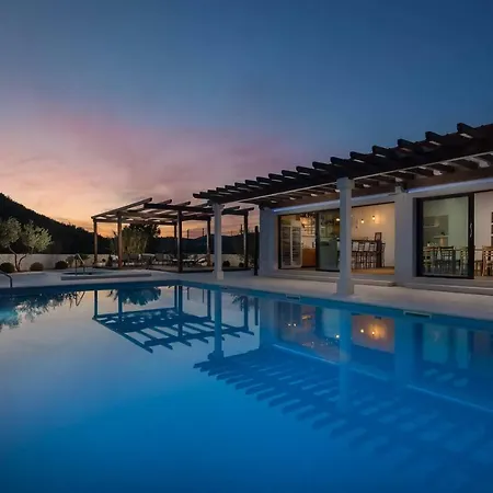 Villa Diva Holiday House-2
